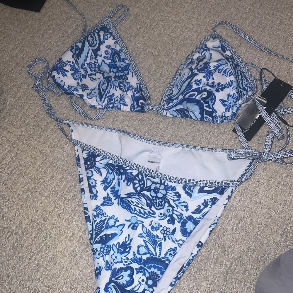 NWT FASHION NOVA PAISLEY PRINT BIKINI SET - Picture 2 of 2